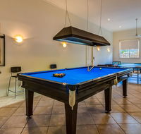 Cuttriss by the Beach - Accommodation in Surfers Paradise