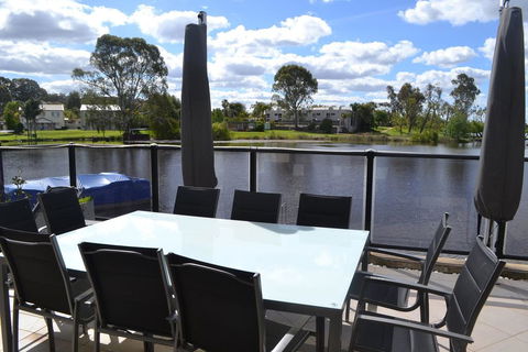 Cypress Drive Town House - Accommodation in Surfers Paradise 0