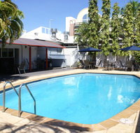 Darwin Poinciana Inn - Accommodation in Surfers Paradise