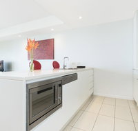 Darwin Waterfront Apartments - Accommodation in Surfers Paradise