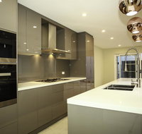 Design Sydney Home - Accommodation in Surfers Paradise