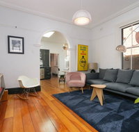 Designer 2 Bedroom House with Garden in Northbridge - Accommodation in Surfers Paradise