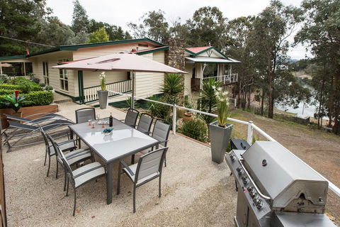 Devinegetaway - Accommodation in Surfers Paradise 2