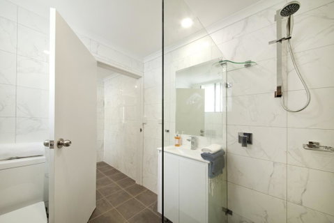 Divine Early-Sydney Home - The Rocks - Accommodation in Surfers Paradise 3