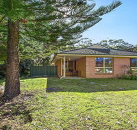 Dolphin Cottage - in the heart of Callala Beach - Accommodation in Surfers Paradise