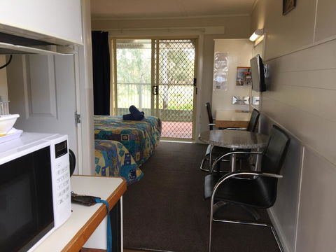 Donald Riverside Motel - Accommodation in Surfers Paradise 3