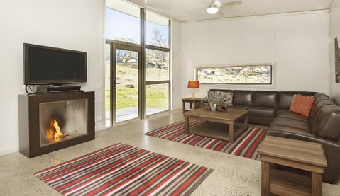 Ecocrackenback 16 - Sustainable Chalet Close To The Slopes - Accommodation in Surfers Paradise 1