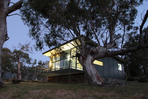 Ecocrackenback 16 - Sustainable Chalet Close To The Slopes - Accommodation in Surfers Paradise 0