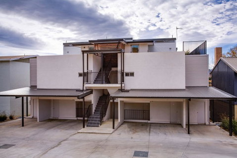 Edge 6/16 Clyde Street - Accommodation in Surfers Paradise 2