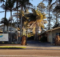 El Lago Tourist Park - Accommodation in Surfers Paradise