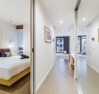 Elegant 1 bed 1 bath  Free Parking - Accommodation in Surfers Paradise