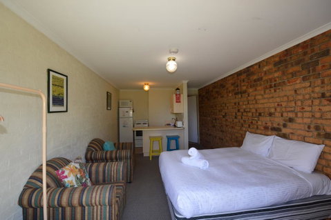 Ellswood 1 - Accommodation in Surfers Paradise 0