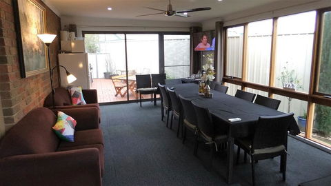 Elwood House - Accommodation in Surfers Paradise 1