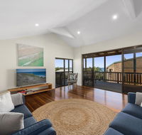 Emerald Seas Beach House - Accommodation in Surfers Paradise