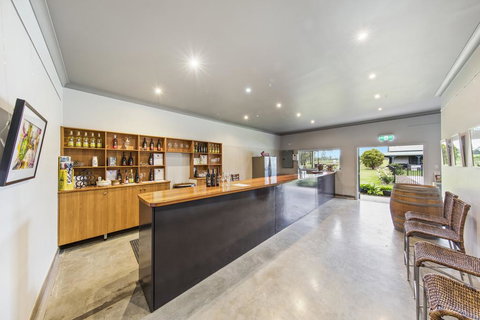 Emma's Cottage Vineyard - Accommodation in Surfers Paradise 1