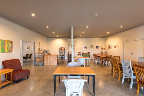 Emma's Cottage Vineyard - Accommodation in Surfers Paradise 0