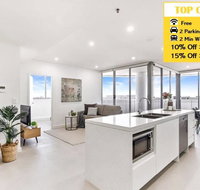 ESQ Astonishing 3BD Apartment 1 min from Train Station - Accommodation in Surfers Paradise