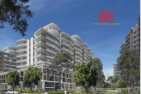 ESQ Astonishing 3BD Apartment 1 Min From Train Station - Accommodation in Surfers Paradise 1