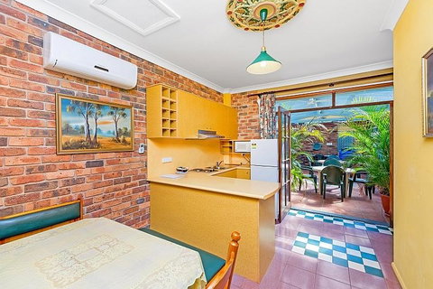 Ettalong Beach Tourist Resort - Accommodation in Surfers Paradise 2