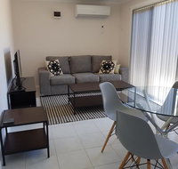 Excellent St Granny Flat - Accommodation in Surfers Paradise