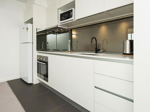 Executive Luxury Apartment - Accommodation in Surfers Paradise 1