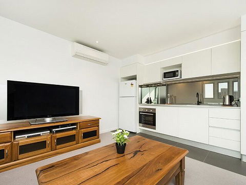Executive Luxury Apartment - Accommodation in Surfers Paradise 0