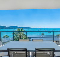Executive on Whisper Bay - Cannonvale - Accommodation in Surfers Paradise