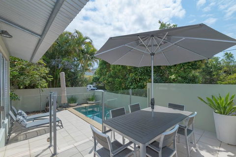 Fabulous 3 Bedroom Noosa Townhouse - Accommodation in Surfers Paradise 2