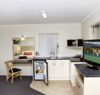 Fairway Motor Inn - Accommodation in Surfers Paradise