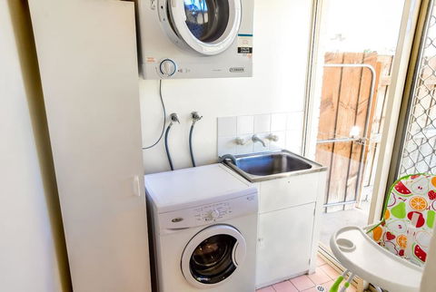 Family Breaks - Accommodation in Surfers Paradise 3