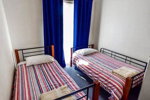 Family Breaks - Accommodation in Surfers Paradise 2