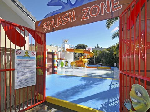 FAMILY PARADISE - Accommodation in Surfers Paradise 2