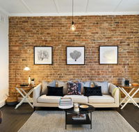 Fox and Hound - Accommodation in Surfers Paradise