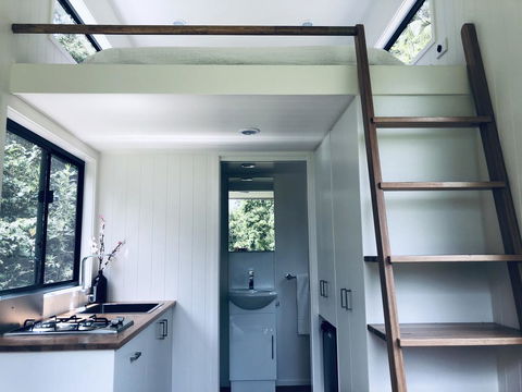 Francisco D'Anconia Tiny House - Accommodation in Surfers Paradise 1