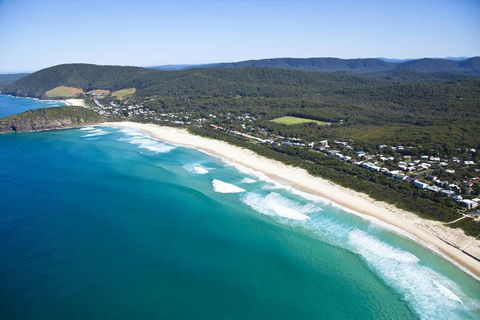 FRANGIPANI BEACH HOUSE - PET FRIENDLY 22 Belbourie Cres Boomerang Beach - Accommodation in Surfers Paradise 1