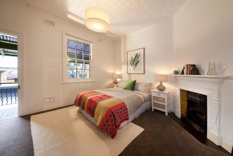 FUN TIMES In HUGE House 1 Minute To SYDNEY HARBOUR - Accommodation in Surfers Paradise 1