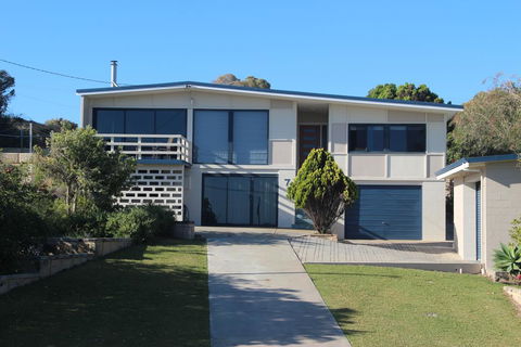 Gabbadah Beach House - Accommodation in Surfers Paradise 0