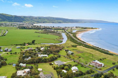 GALBRAITH BEACH STUDIO 1 - Accommodation in Surfers Paradise 3