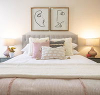 Golden Place - Accommodation in Surfers Paradise