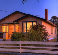 Grace's Spa Cottage - Accommodation in Surfers Paradise