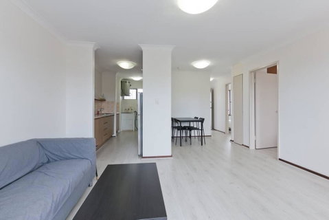 Great Location Unit Near South Perth & City & Zoo - Accommodation in Surfers Paradise 3