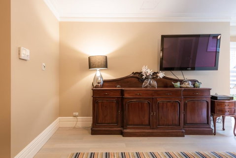 Greenwich Heritage - Accommodation in Surfers Paradise 3