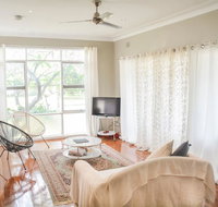 Gregory's Place - Accommodation in Surfers Paradise
