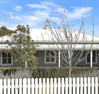 Greywood - classic Highlands charm  serene living - Accommodation in Surfers Paradise