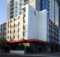 H on Mitchell Apartment Hotel - Accommodation in Surfers Paradise