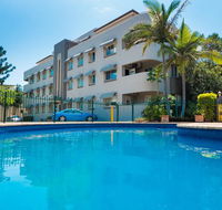 Hampton Court Apartments - Accommodation in Surfers Paradise