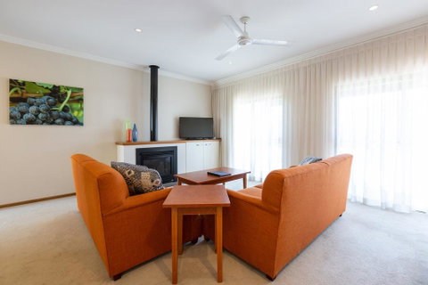 Hermitage Lodge - Accommodation in Surfers Paradise 3