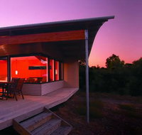 Hilltop Studios - Accommodation in Surfers Paradise