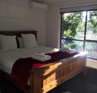 Holly House BnB - Accommodation in Surfers Paradise