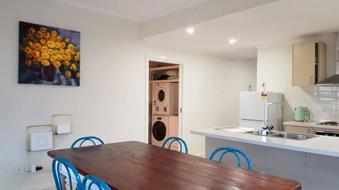 Homely Getaways - Eighth Street Mildura - Accommodation in Surfers Paradise 2